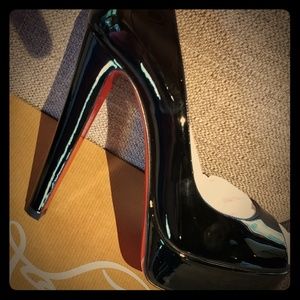 Louboutin Pumps
